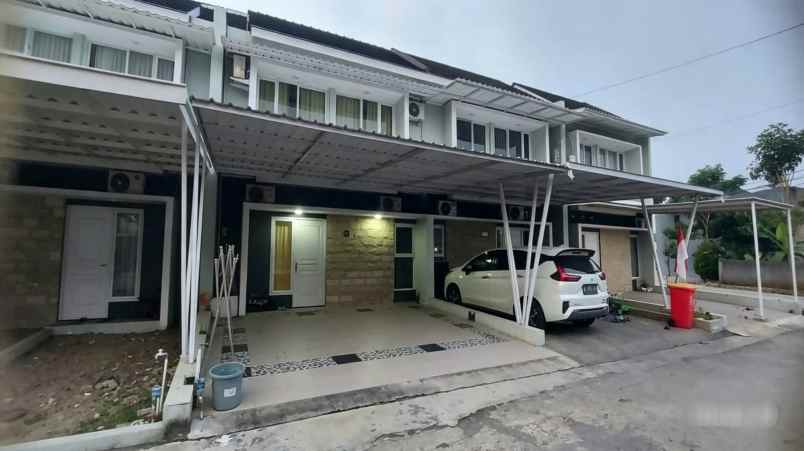 dijual rumah di mulawarman semarang