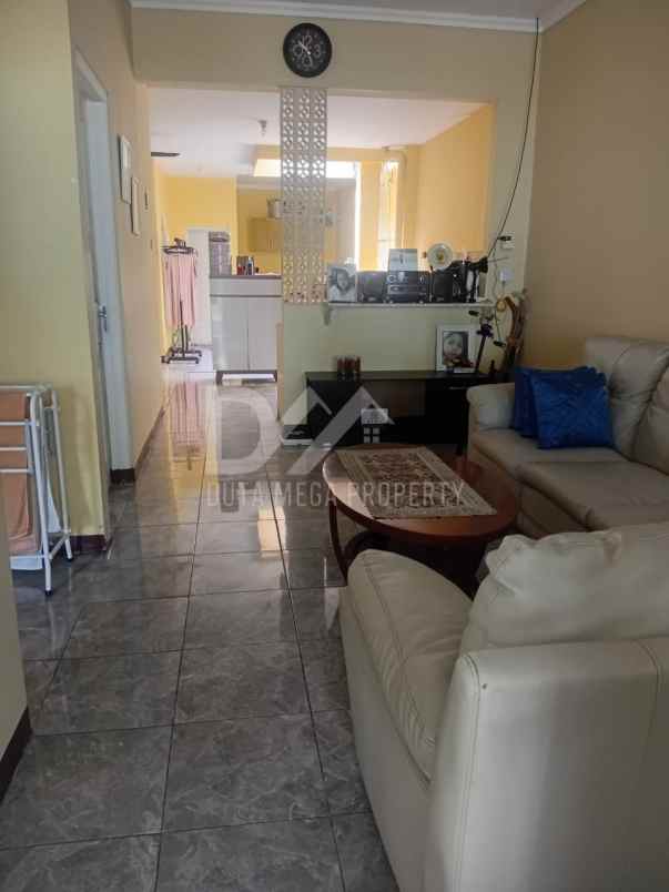 dijual rumah di villa dago pamulang