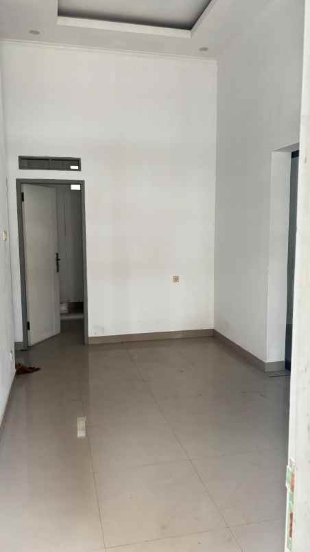 dijual rumah dijual rumah di jl cijeruk