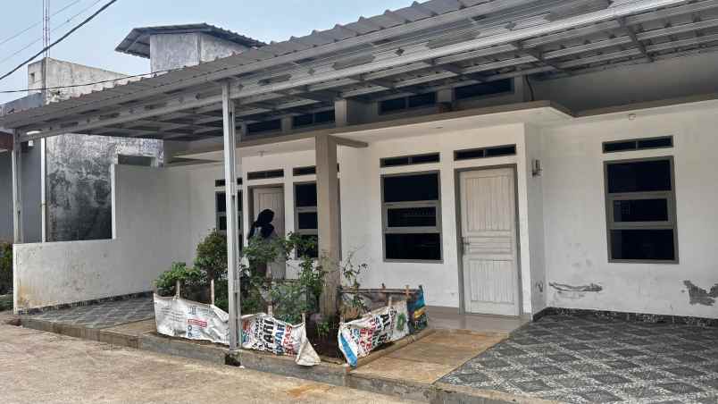 dijual rumah dijual rumah di jl cijeruk