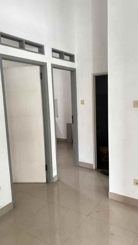 dijual rumah dijual rumah di jl cijeruk