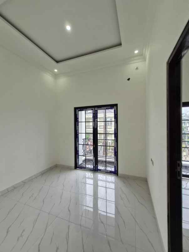 dijual rumah duren sawit jaktim