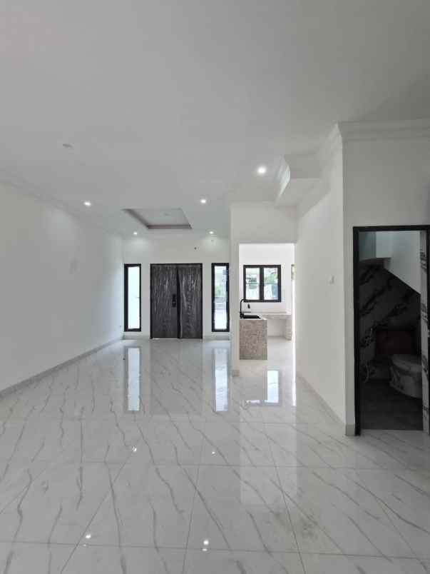 dijual rumah duren sawit jaktim