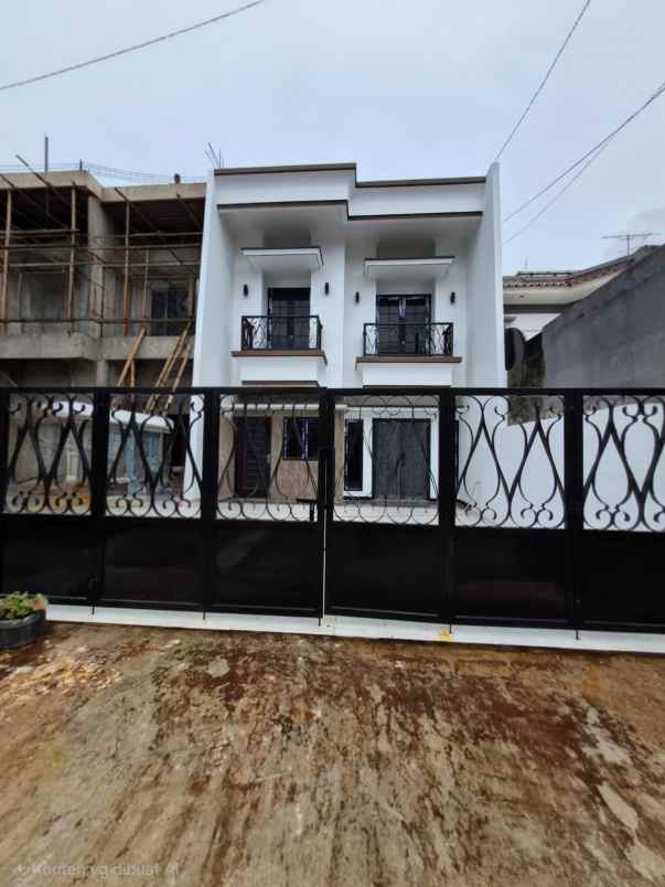 dijual rumah duren sawit jaktim