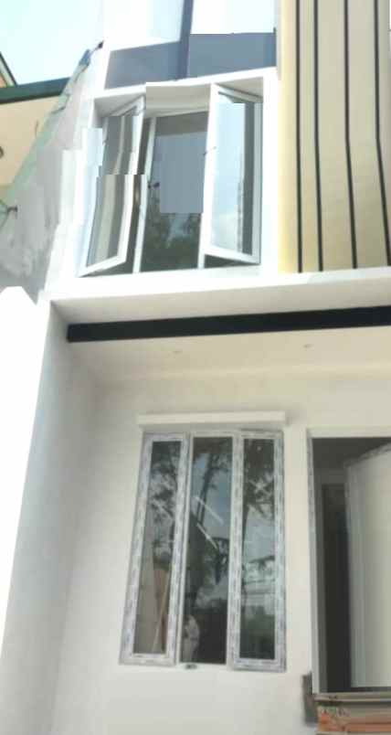 dijual rumah gading griya residence