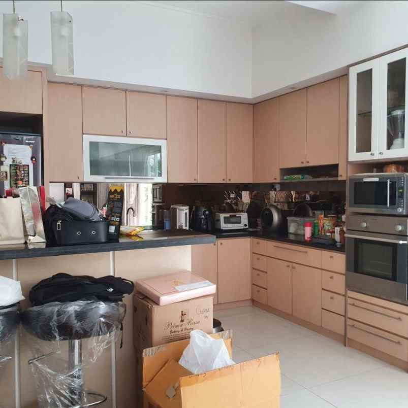 dijual rumah galaxy bumi permai