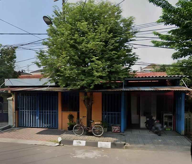 dijual rumah gayungsari