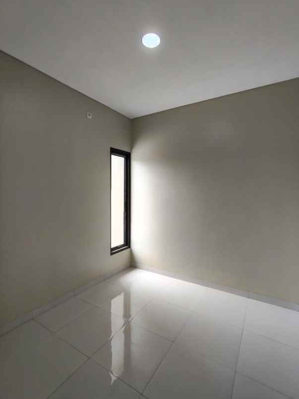 dijual rumah gentan kaliurang km 10