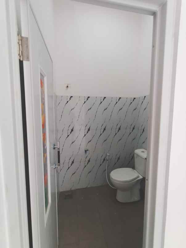 dijual rumah gg pusara bojong sari lama