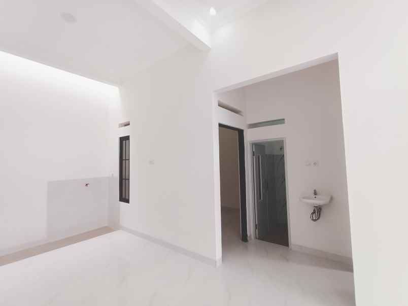 dijual rumah gg pusara bojong sari lama