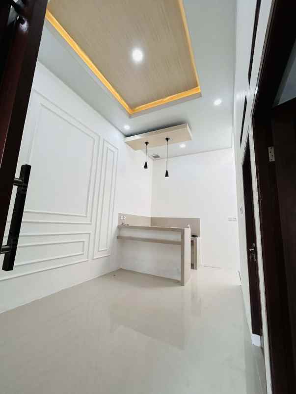 dijual rumah graha citalang permai