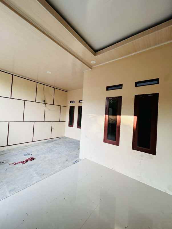 dijual rumah graha citalang permai
