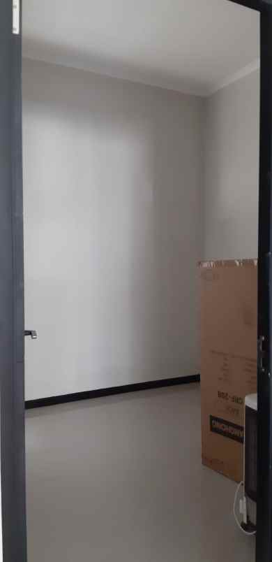 dijual rumah grand alana wonorejo g1 no 19