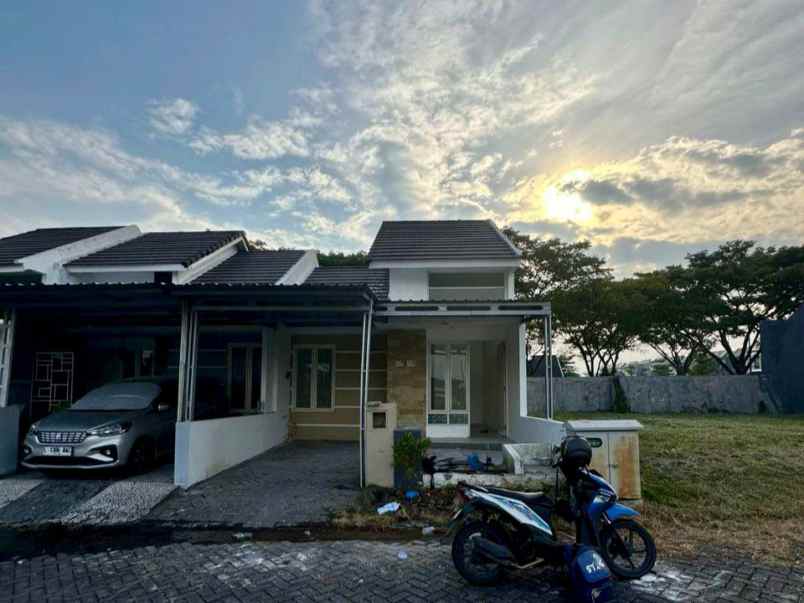 dijual rumah grand sunrise menganti