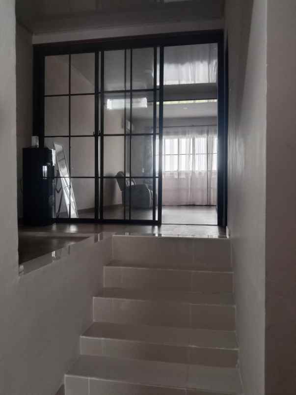 dijual rumah green ara residence