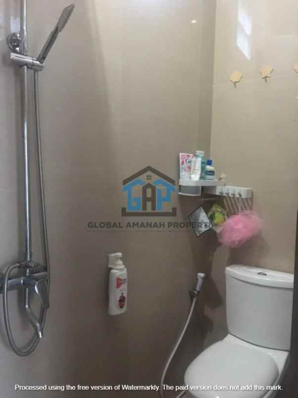 dijual rumah gunung batu