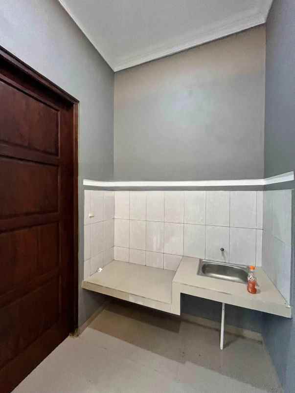 dijual rumah gunung pati