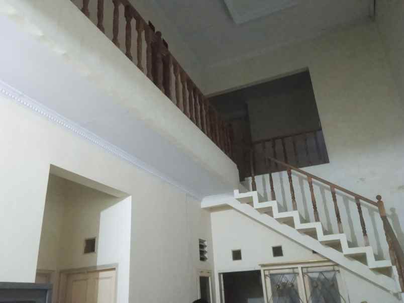 dijual rumah harapan indah cluster