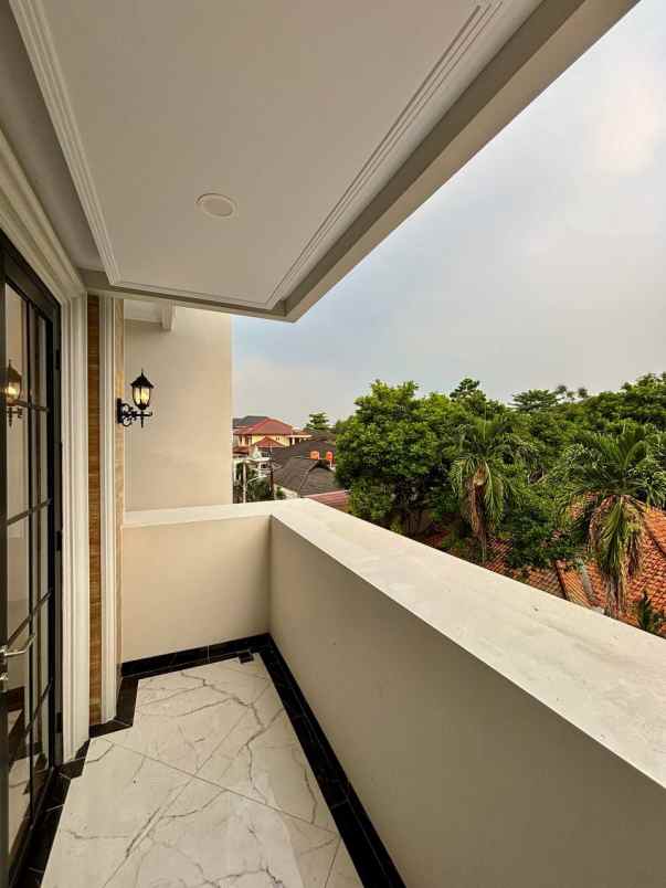 dijual rumah jagakarsa jakarta selatan