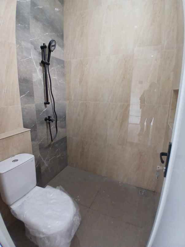 dijual rumah jagakarsa jaksel