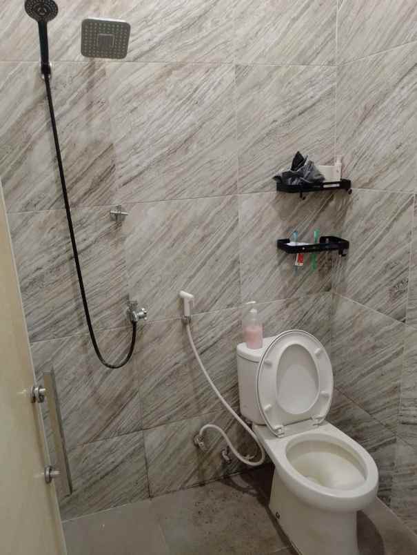 dijual rumah jaka setia bekasi selatan