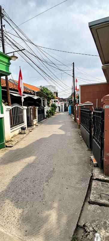 dijual rumah jakasampurna