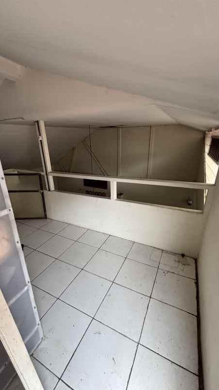 dijual rumah jalan bango 3