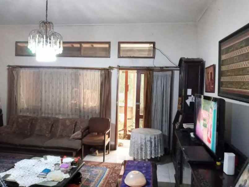 dijual rumah jalan batu indah