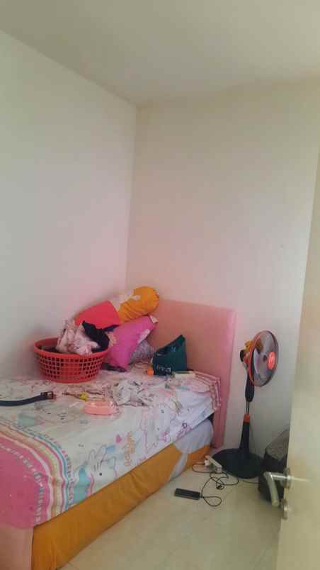 dijual rumah jalan bukit palma