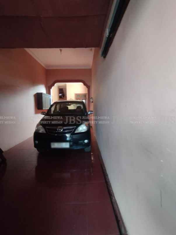 dijual rumah jalan bunga tanjung xi
