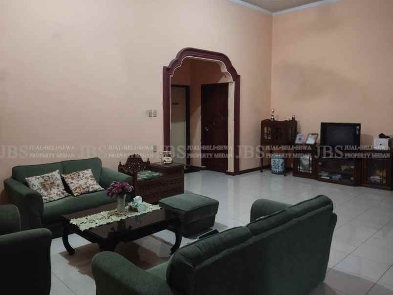 dijual rumah jalan bunga tanjung xi