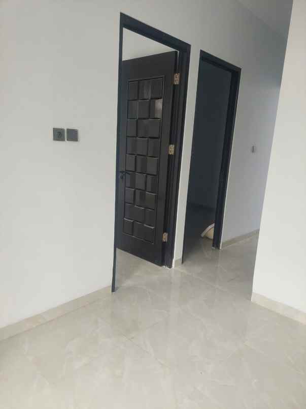 dijual rumah jalan gas alam