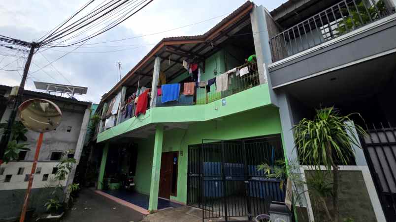 dijual rumah jalan panca warga cipinang
