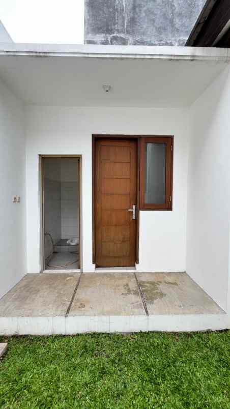 dijual rumah jalan rawa lumbu