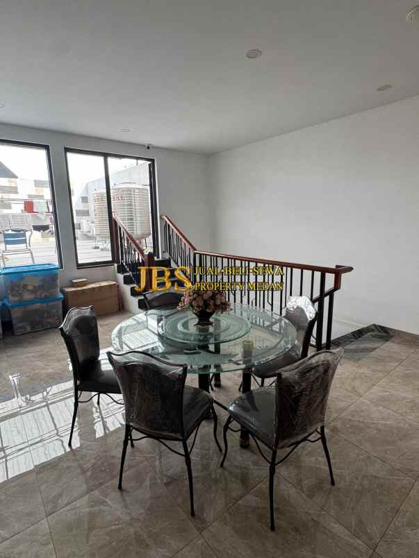 dijual rumah jalan s parman daerah petisah