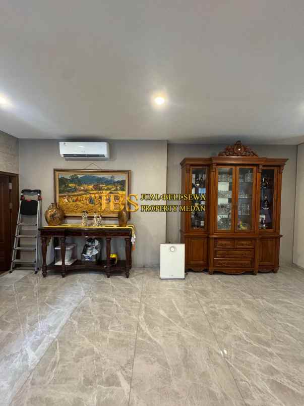 dijual rumah jalan s parman daerah petisah