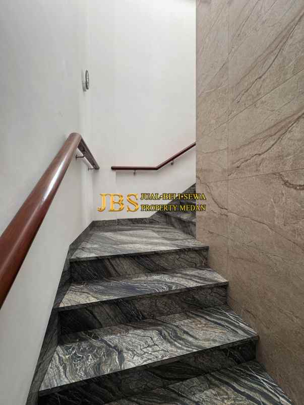 dijual rumah jalan s parman daerah petisah