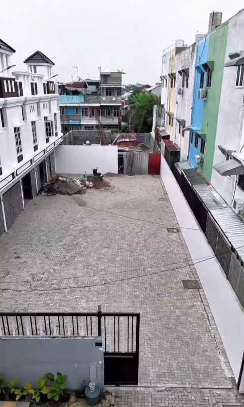 dijual rumah jalan setia jadi krakatau