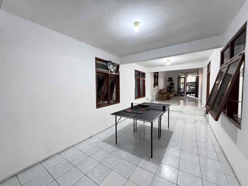dijual rumah jalan tanah tinggi
