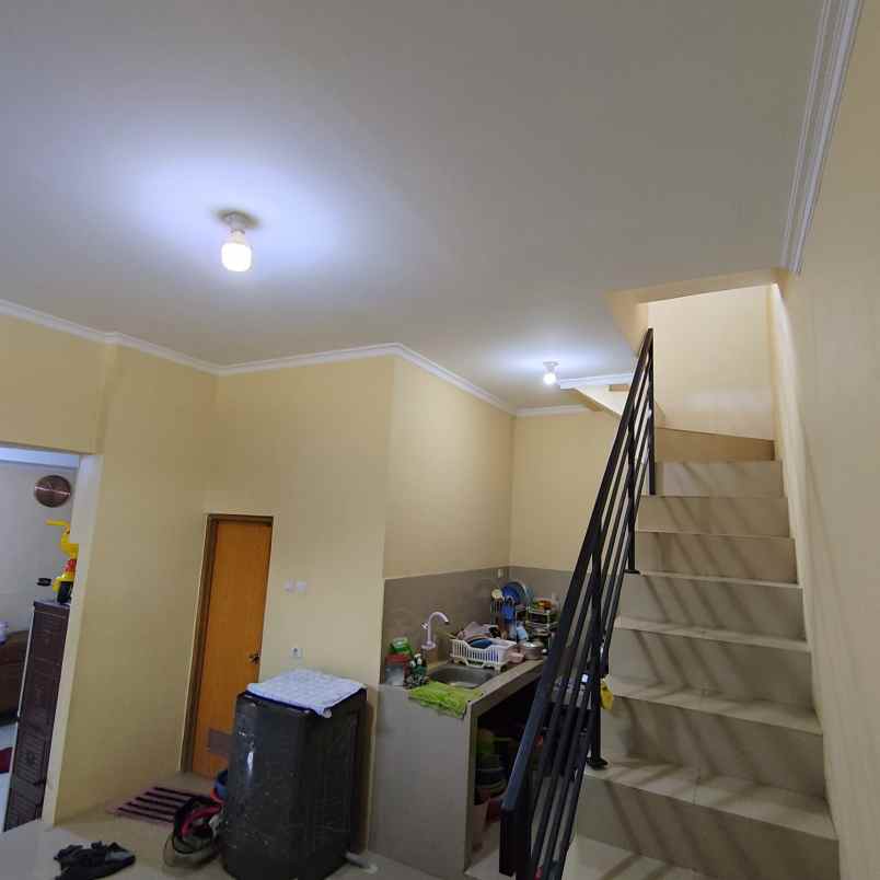 dijual rumah jalan tanjung pura