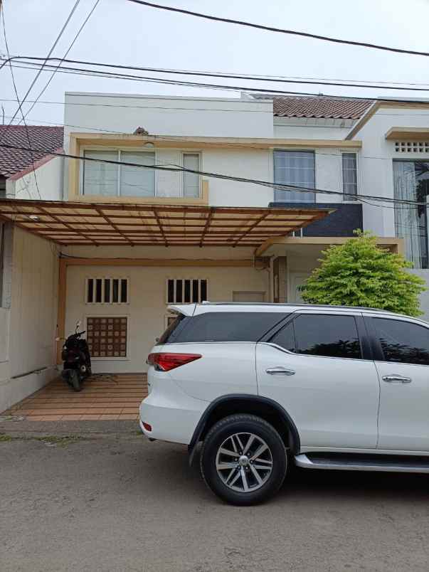 dijual rumah jatibening