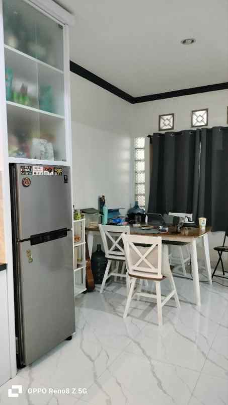 dijual rumah jatibening