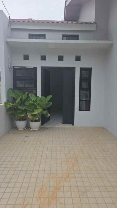 dijual rumah jatiendah