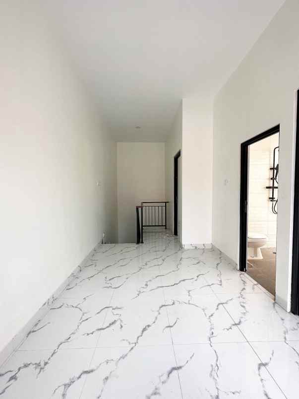 dijual rumah jatipadang pasar minggu