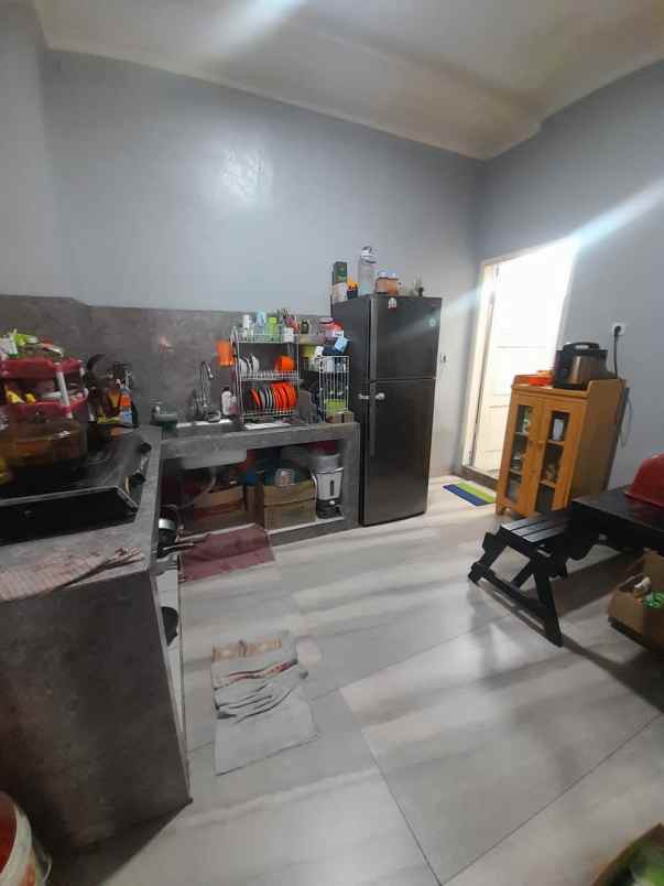 dijual rumah jatiwaringin pondok gede