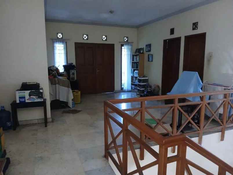 dijual rumah jl abadi blok pondok bambu