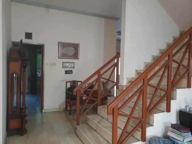 dijual rumah jl abadi blok pondok bambu