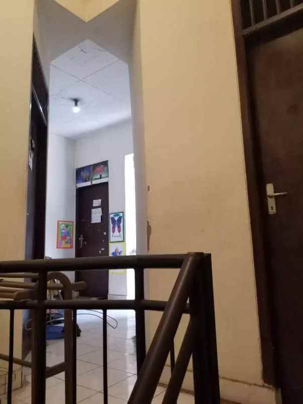 dijual rumah jl bukit indah tangsel