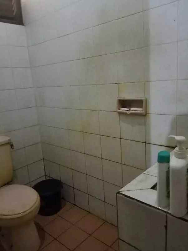 dijual rumah jl bukit indah tangsel