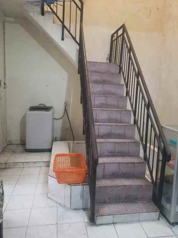 dijual rumah jl bukit indah tangsel